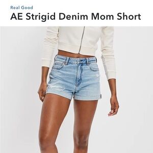 AE Strigid Denim Mom Short, sz 14, in light destroy wash